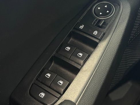 Used 2023 Kia Seltos EX image 20