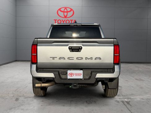 Certified 2024 Toyota Tacoma TRD Sport image 4