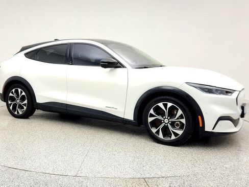 Used 2021 Ford Mustang Mach-E Premium image 3