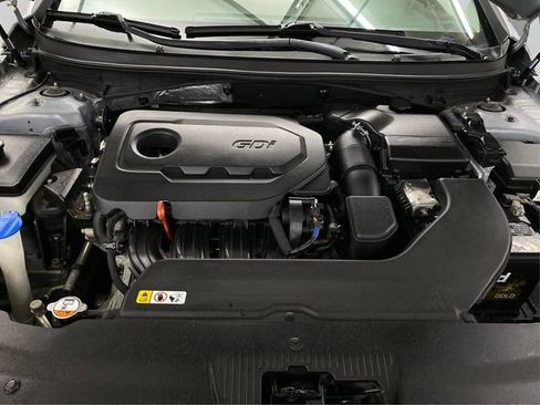 Used 2017 Hyundai Sonata SE w/ Cargo Package FWD image 13