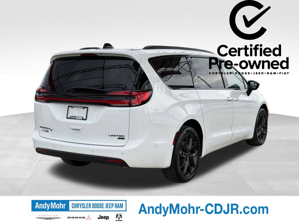 Used 2024 Chrysler Pacifica Limited w/ S Appearance Package AWD/4WD image 7