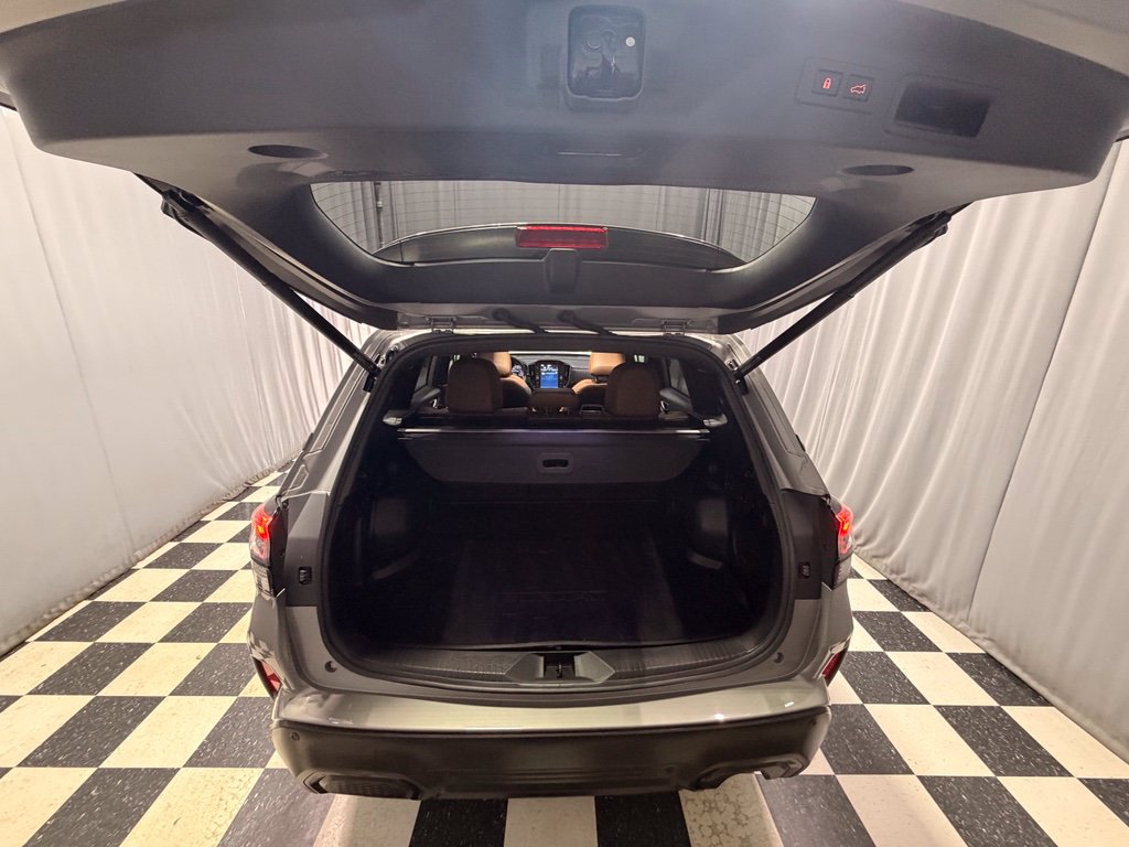 Certified 2025 Subaru Forester Touring AWD/4WD image 7