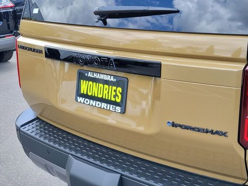 New 2026 Toyota Land Cruiser AWD/4WD image 7