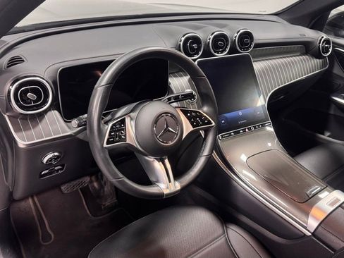 Used 2023 Mercedes-Benz GLC 300 4MATIC image 21