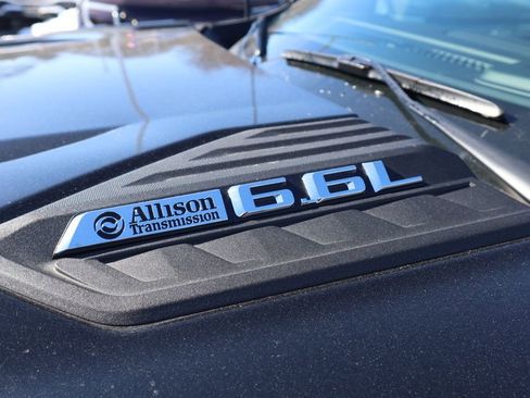 Used 2025 Chevrolet Silverado 2500 LT w/ Convenience Package image 18