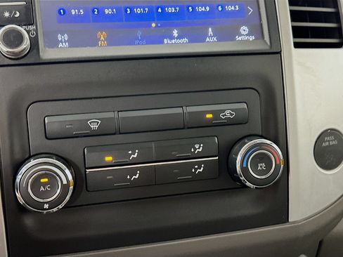 Used 2019 Nissan Frontier SV RWD image 25