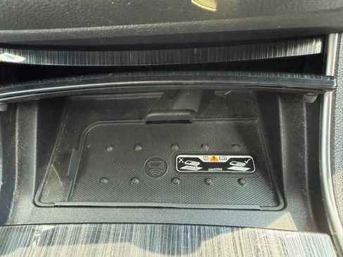 Used 2019 Chevrolet Impala Premier FWD image 19