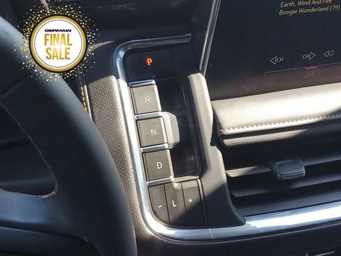 Used 2023 GMC Yukon AT4 image 24