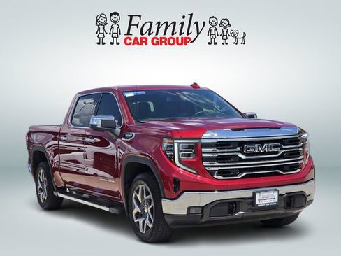 Used 2023 GMC Sierra 1500 SLT RWD image 2