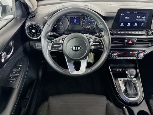 Used 2019 Kia Forte S w/ S Premium Package FWD image 16