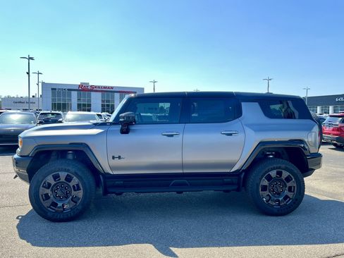 New 2026 GMC Hummer EV 3X w/ Carbon Fiber Edition Package AWD/4WD image 4