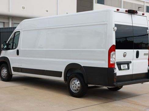 Used 2023 RAM ProMaster 3500 w/ Premium Convenience Group FWD image 8