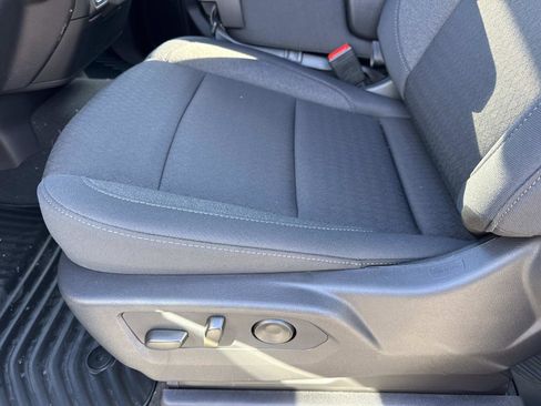 New 2026 Chevrolet Silverado 1500 Custom Trail Boss w/ Dark Appearance Package image 18