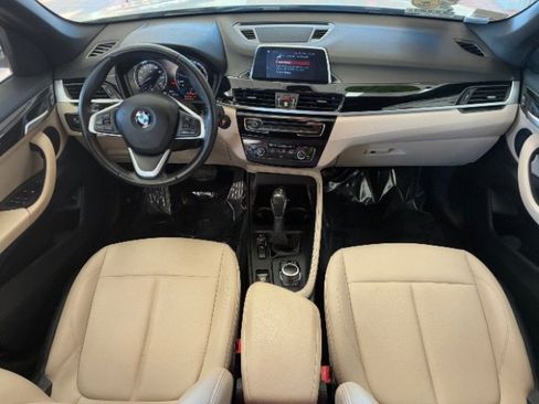 Used 2019 BMW X1 sDrive28i image 3