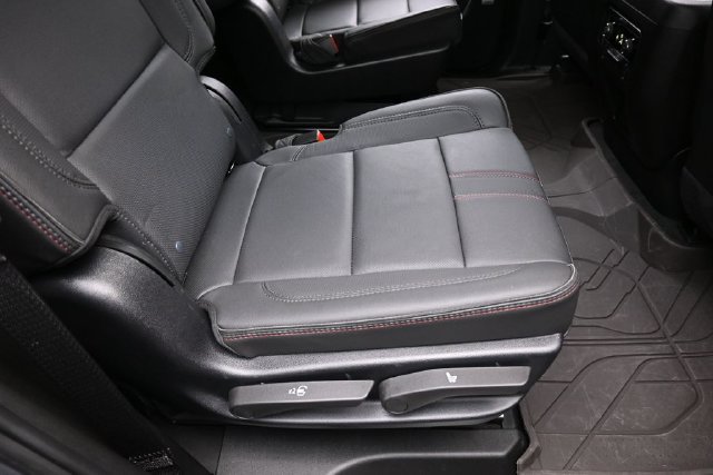 Certified 2025 Chevrolet Tahoe RST w/ RST Capability Package AWD/4WD image 30