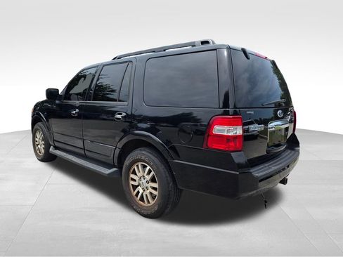 Used 2011 Ford Expedition XLT AWD/4WD image 5