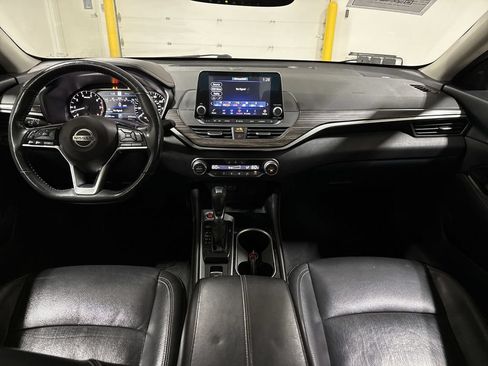 Used 2022 Nissan Altima 2.5 Platinum AWD/4WD image 10
