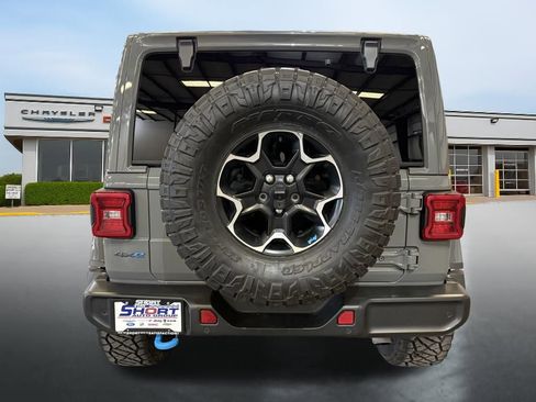 Used 2022 Jeep Wrangler Unlimited Rubicon 4xe w/ Dual Top Group image 4