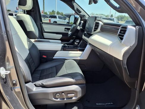 Certified 2024 Toyota Sequoia Capstone AWD/4WD image 20