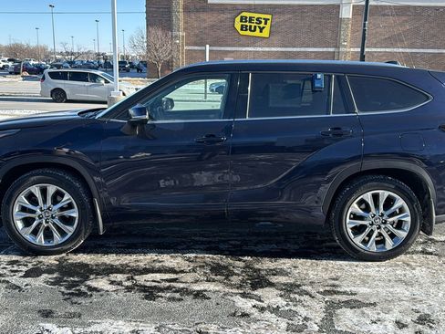 Used 2020 Toyota Highlander Limited image 4