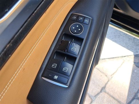 Used 2016 Mercedes-Benz E 400 4MATIC Coupe image 20