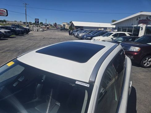 Used 2015 Volvo XC60 T6 w/ Proximity Package AWD/4WD image 11