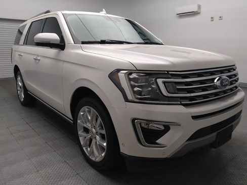Used 2019 Ford Expedition Limited w/ Equipment Group 302A RWD image 13