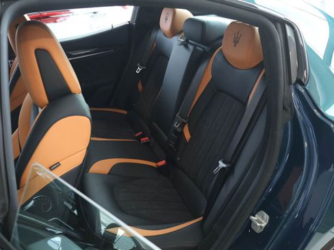 Used 2024 Maserati Ghibli Trofeo RWD image 9