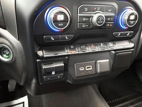 Used 2019 Chevrolet Silverado 1500 RST w/ All-Star Edition AWD/4WD image 43
