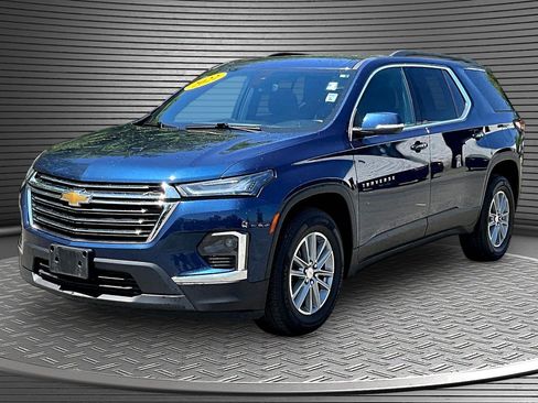Used 2022 Chevrolet Traverse LT AWD/4WD image 3