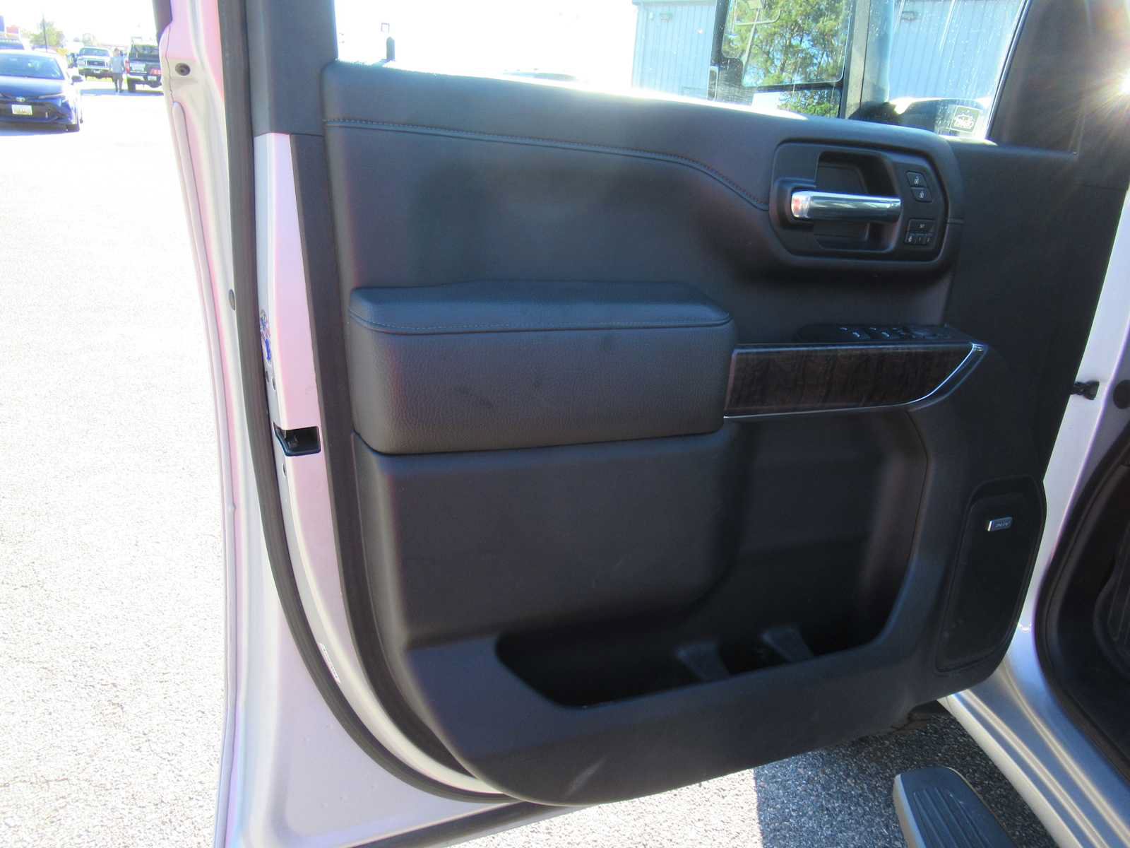 Used 2020 GMC Sierra 2500 Denali w/ Denali Ultimate Package AWD/4WD image 16