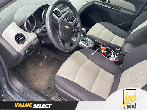 Used 2012 Chevrolet Cruze LS w/ Connectivity Package image 7