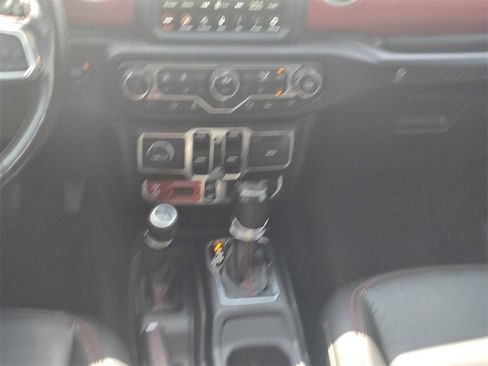 Used 2023 Jeep Wrangler Unlimited Rubicon image 18