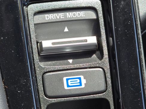 Used 2023 Honda Accord Touring image 13