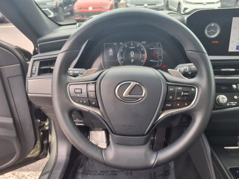 Used 2023 Lexus ES 350 w/ Accessory Package (Z2) image 16