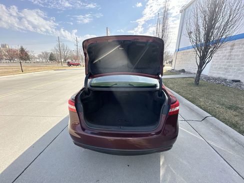 Used 2013 Toyota Avalon XLE image 23