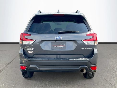 Used 2022 Subaru Forester Premium AWD/4WD image 6