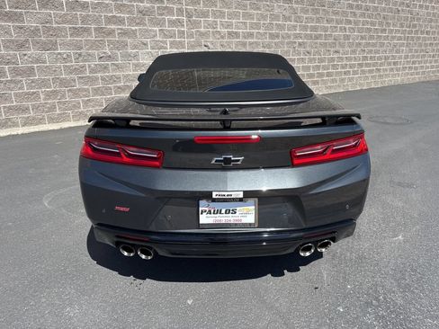 Used 2018 Chevrolet Camaro SS w/ LPO RS/SS Interior Package RWD image 5