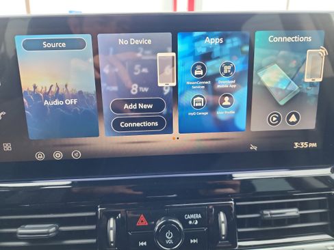 New 2026 Nissan Pathfinder SL image 16