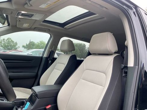 Used 2025 Honda CR-V EX image 2
