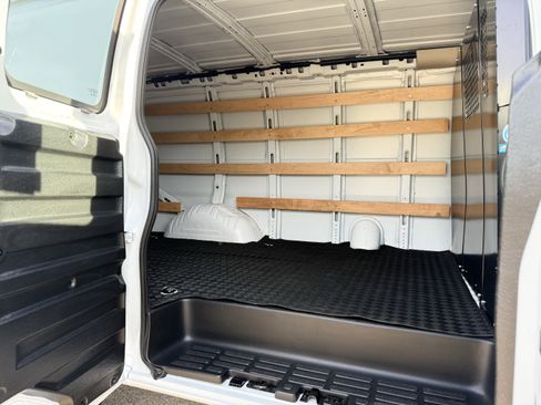 Certified 2024 Chevrolet Express 2500 w/ Driver Convenience Package image 13