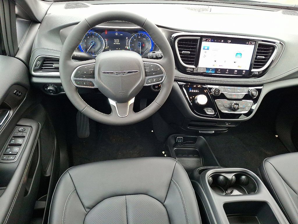 New 2026 Chrysler Pacifica Select FWD image 28