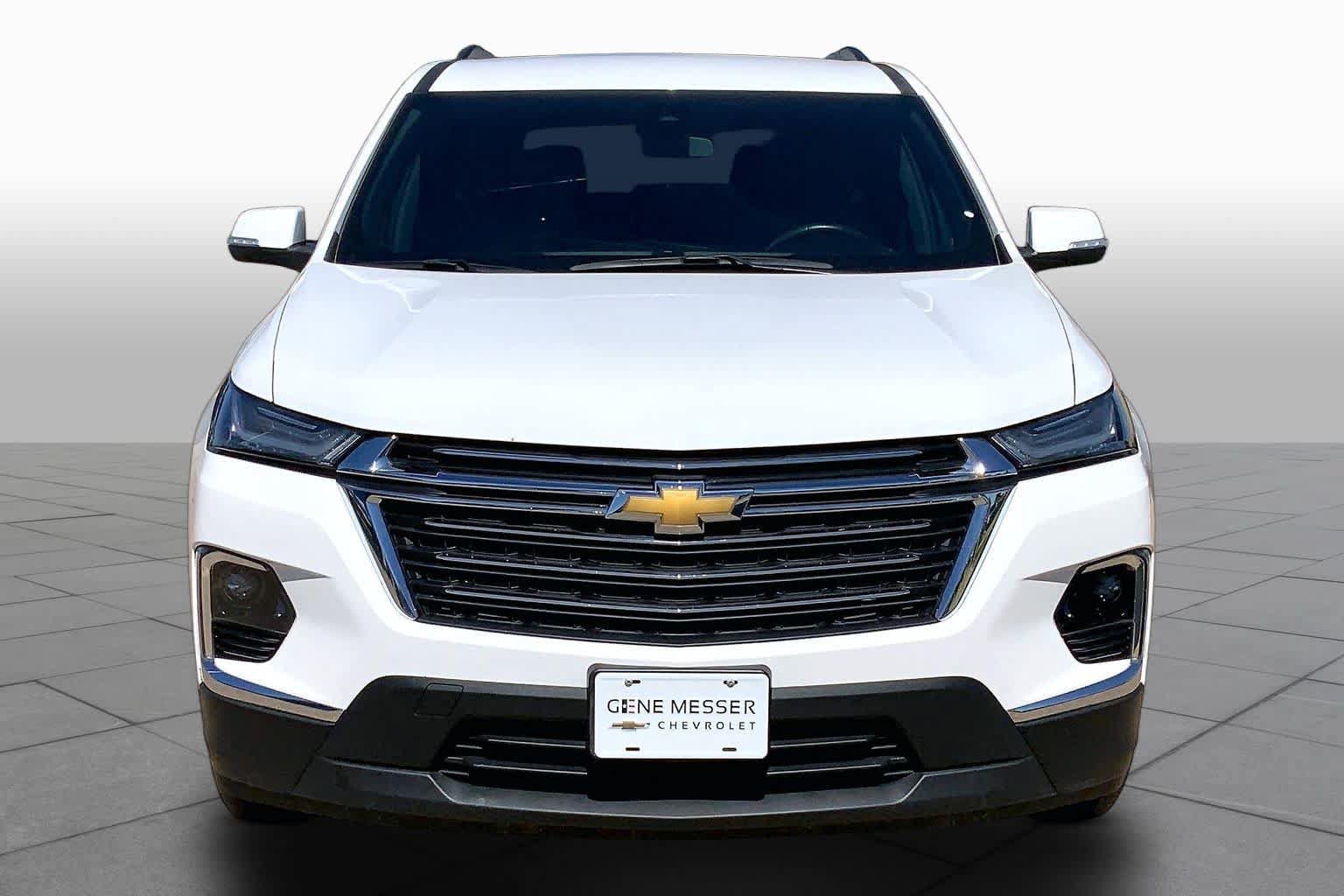 Used 2022 Chevrolet Traverse LT FWD image 4