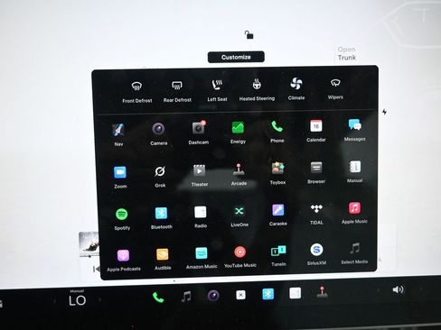 Used 2023 Tesla Model 3 Standard Range image 11