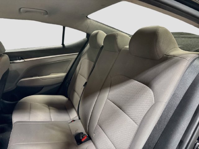 Used 2020 Hyundai Elantra SEL FWD image 20