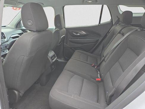 Used 2023 GMC Terrain SLE w/ Driver Convenience Package image 22