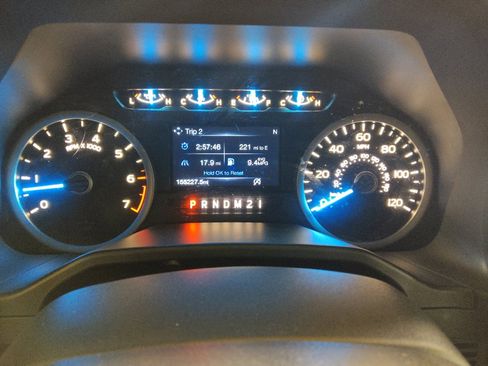 Used 2016 Ford F150 XLT w/ Equipment Group 302A Luxury RWD image 23