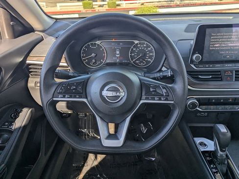 Certified 2024 Nissan Altima 2.5 SV image 17