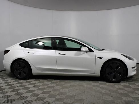 Used 2022 Tesla Model 3 Long Range AWD/4WD image 38