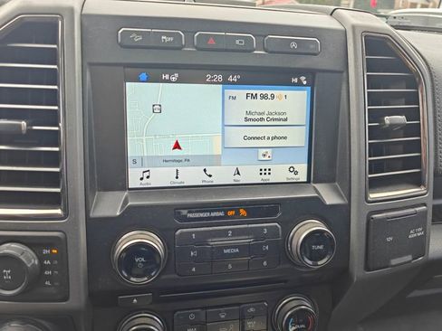 Used 2018 Ford F150 Raptor w/ Equipment Group 802A Luxury image 18